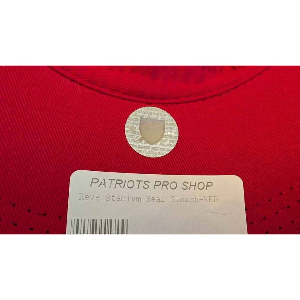 New England Revolution   Red Hat Cap  NEW Adjustable  NWT